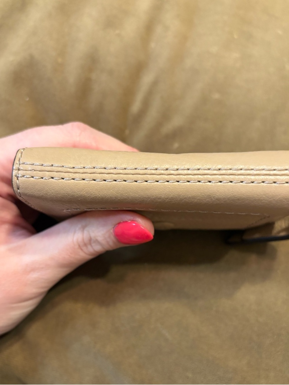 Marc Jacobs Pebbled Leather Small Snap Card Wallet in Taupe - Picture 6 of 9